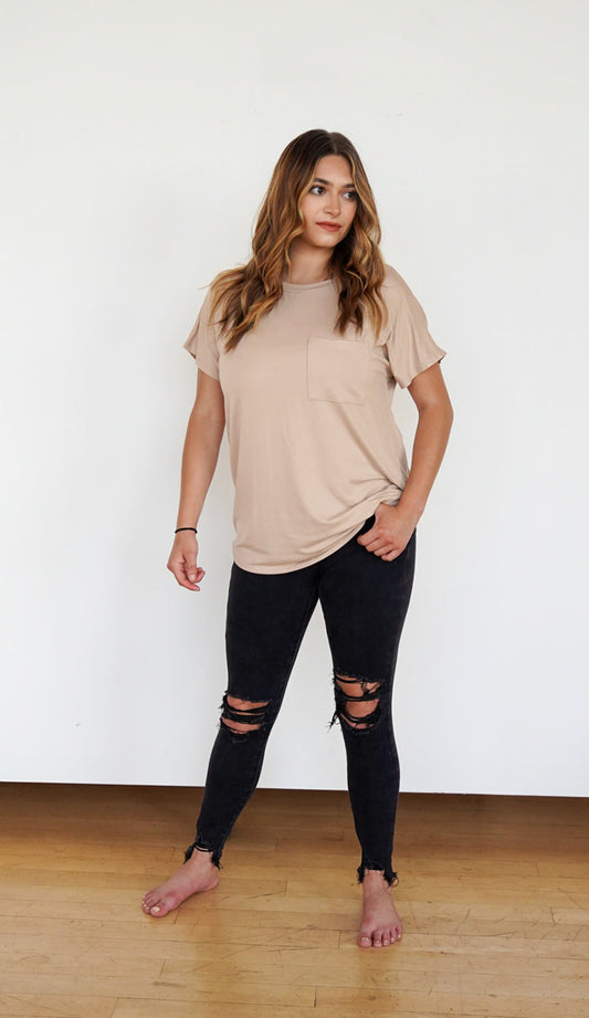 Basic Tee Beige