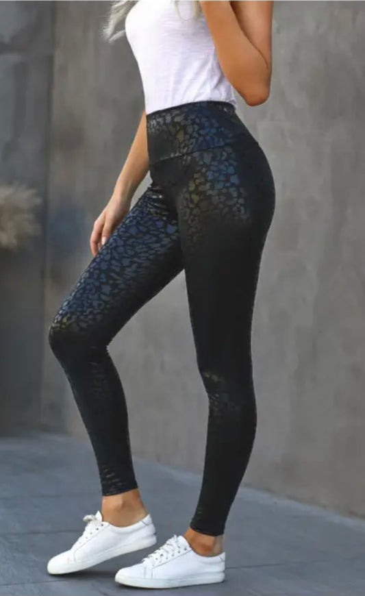 Leopard print leggings